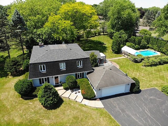 1st image of 26440 N Cherrywood Ln