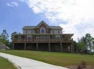 30 E Heritage Dr, Rydal, GA 30171