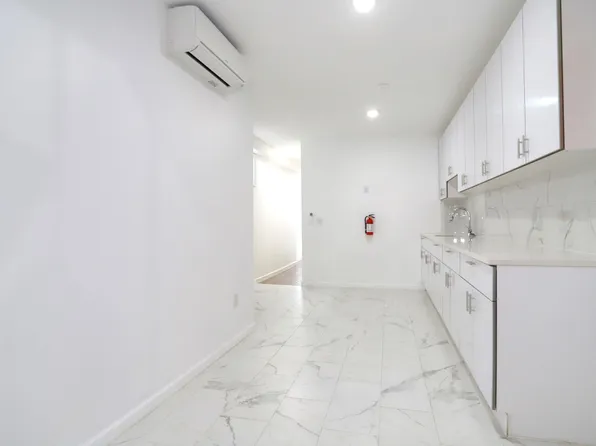 18 Wallis Avenue image 3 of 27