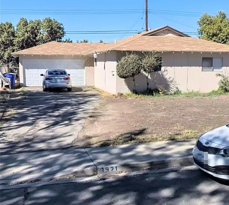 1st image of 1921 Miramar St