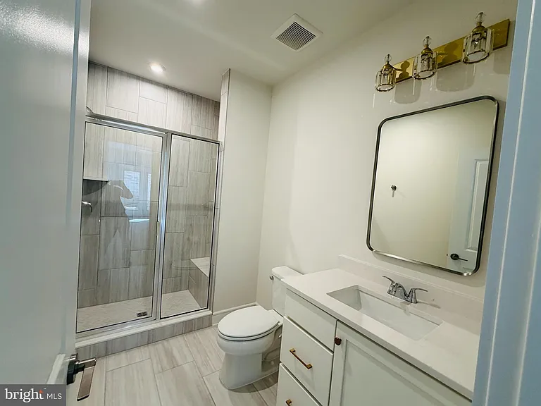 41886 Night Nurse Cir — Photo 4