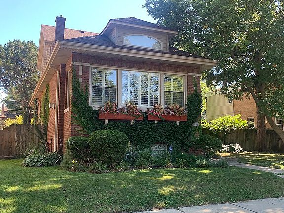4th image of 10637 S Claremont Ave