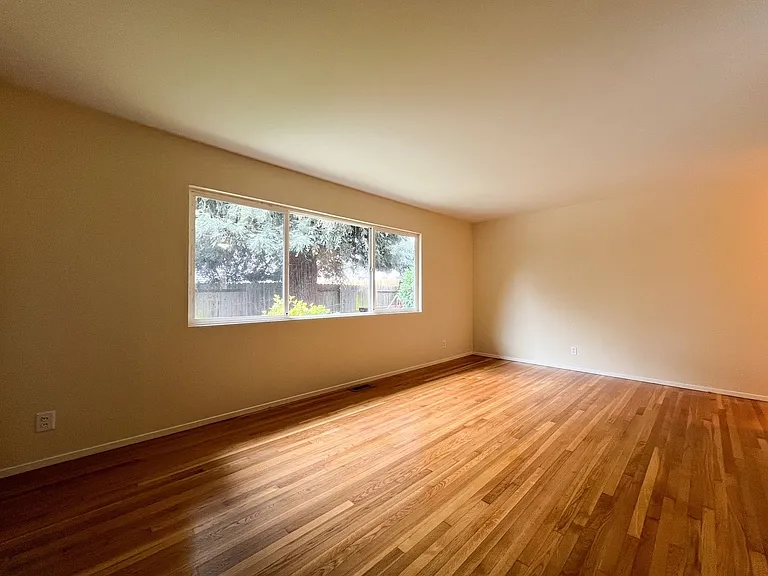 2509 Macmillan St — Photo 8
