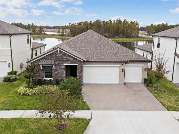 8692 Little Bluestem Dr, Land O Lakes, FL 34637