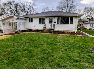 415 S Walnut Ave, Ames, IA 50010