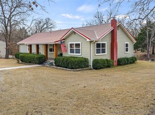 2584 Seminole Dr, Sulphur, OK 73086