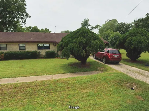 1010 Old Main St, Honey Grove, TX 75446