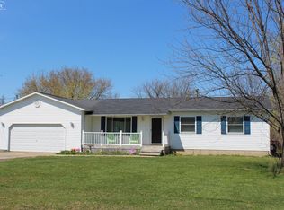 2392 Belle Glade Ct, Fenton, MI 48430