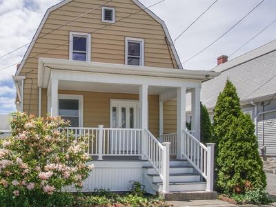 27 Clover St, New Bedford, MA, 02740