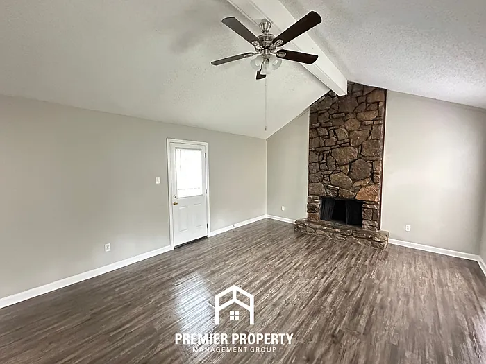 6042 Harvest Hill Cv — Photo 2