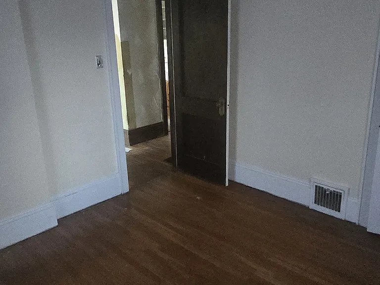2293 Quayle Dr — Photo 38