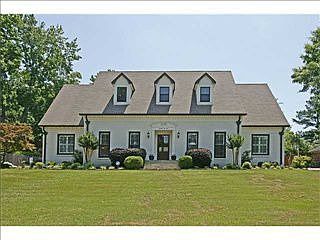 1st image of 2210 Coathbridge Dr