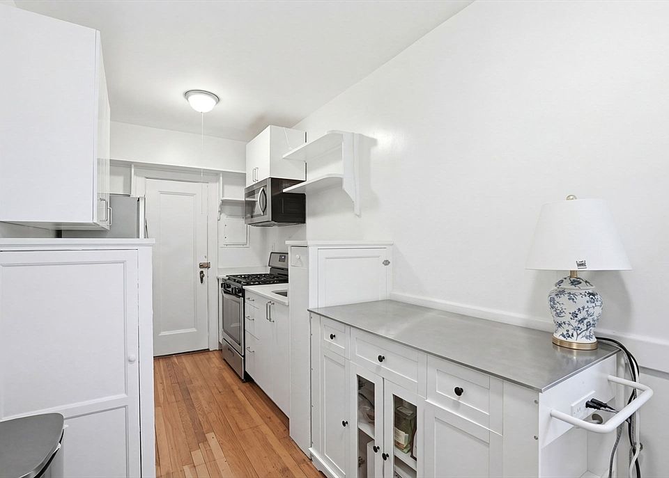 1st image of 90 Kilsyth Rd APT 32