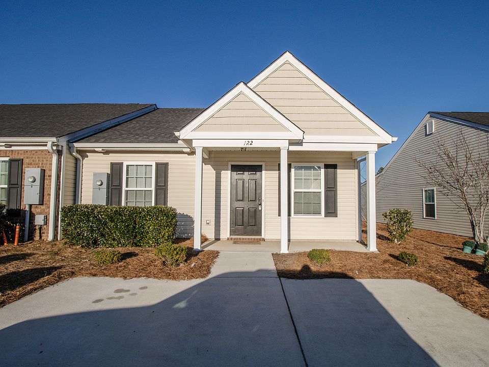 1st image of 122 Buckhaven Way #1