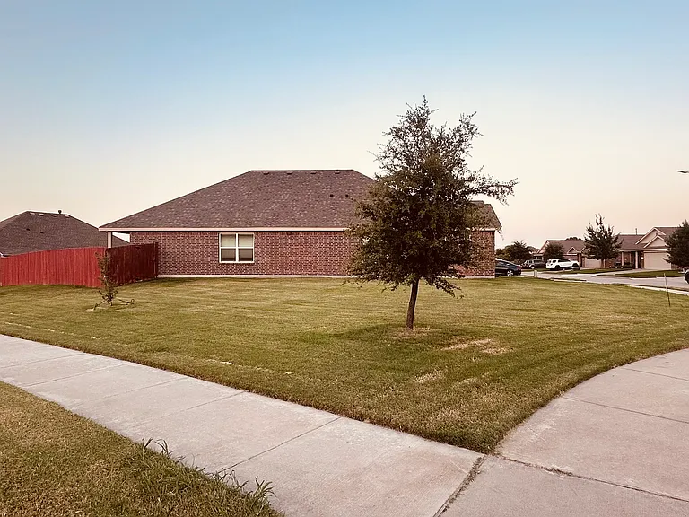 6156 Bell Springs St — Photo 3