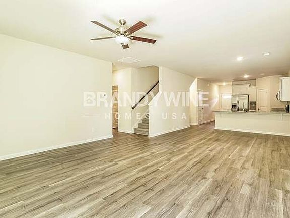 5th image of 737 Patmore Dr