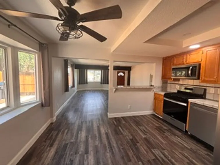 106 Brentwood Dr — Photo 11