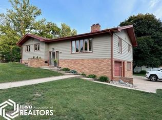 2808 7th St, Emmetsburg, IA 50536