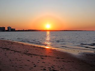 3196 Silver Sands Cir APT 100, Virginia Beach, VA 23451