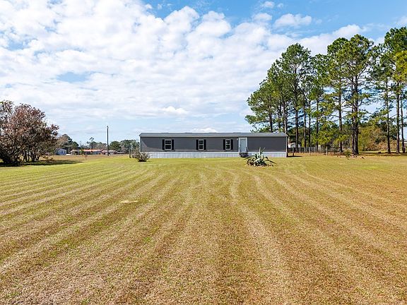 3rd image of 5966 Futch Rd