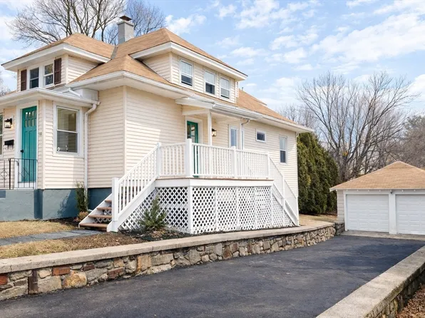 130 Beverly Rd, Worcester, MA 01605