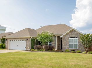 129 Fox Loop, Muscle Shoals, AL 35661