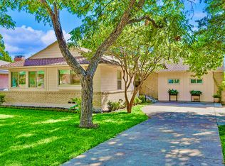 735 James Dr, Richardson, TX 75080