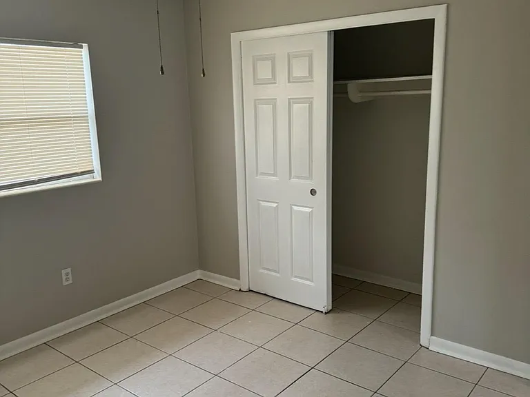 406 N Saturn Ave #2 — Photo 5