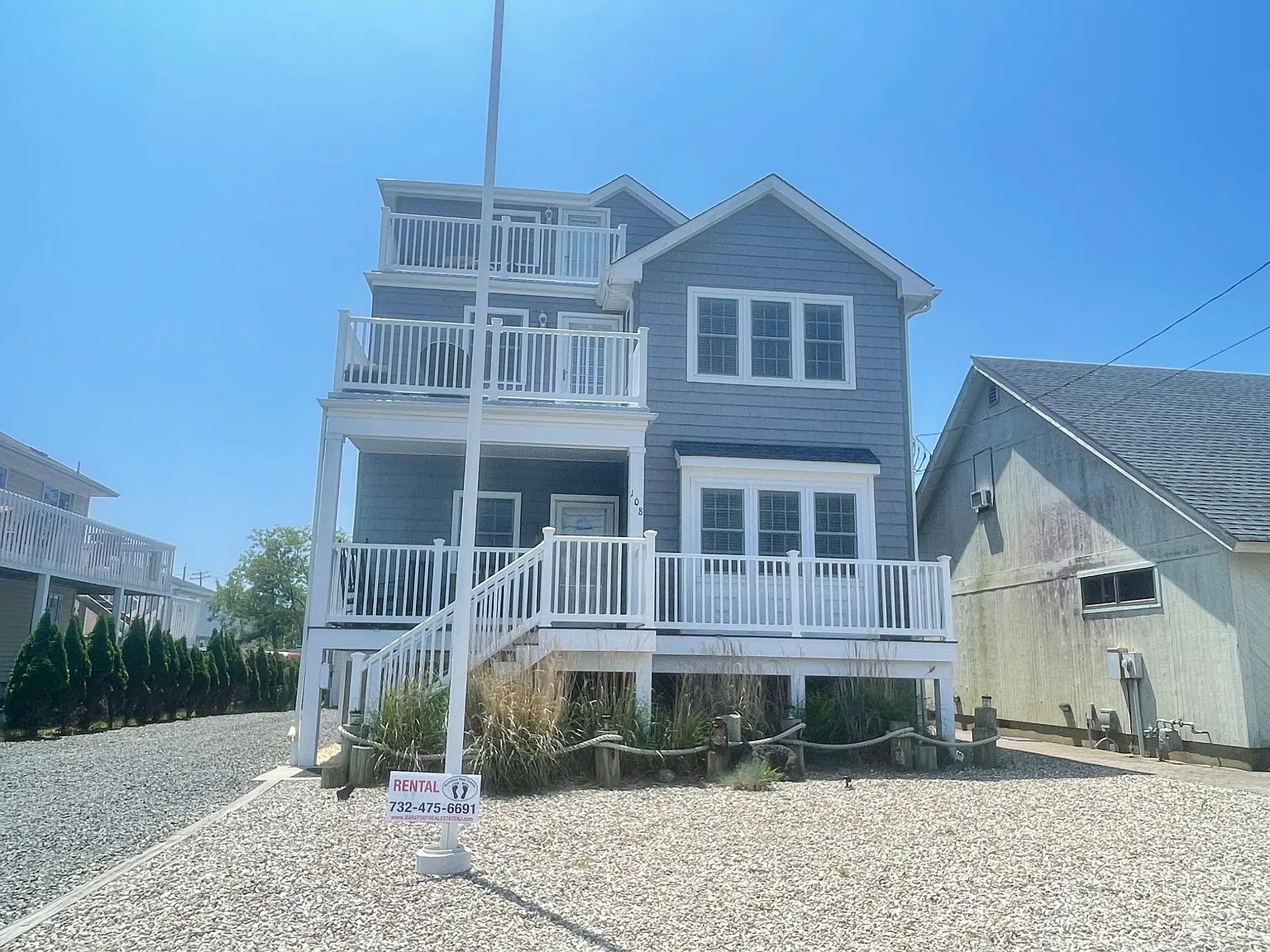 4 bed, 2565 sqft, $3,500 — Photo 1