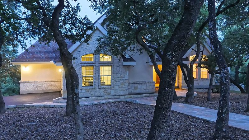 1st image of 9928 Dos Cerros Dr
