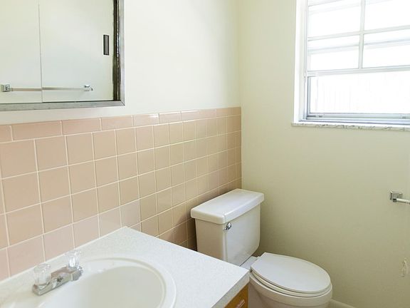 5th image of 3405 E Longview Ave APT 21
