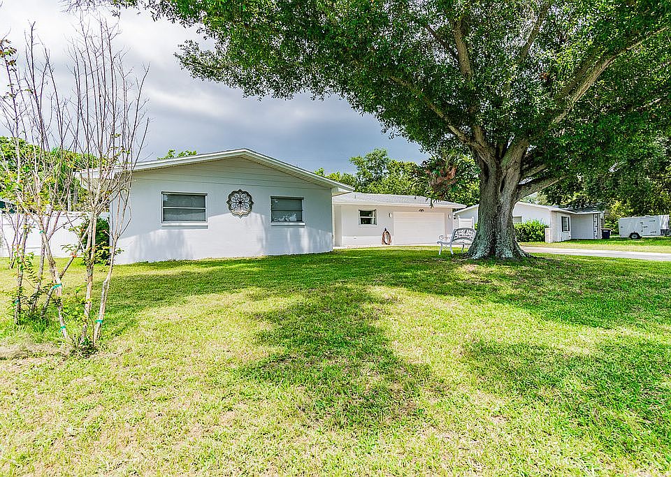 1st image of 2188 Campus Dr