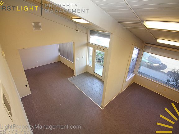 2nd image of 120 S Sepulveda Blvd #A