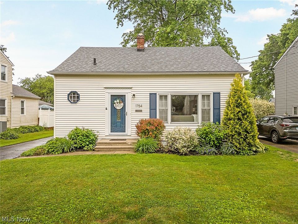 1st image of 1754 Kingsley Ave