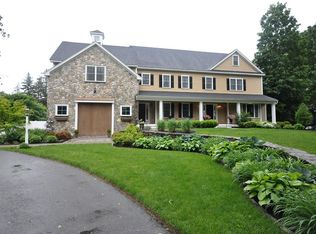 7 Milbery Ln, Acton, MA 01720