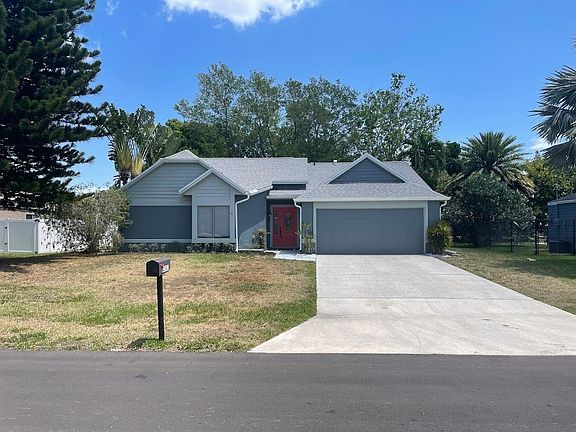 2nd image of 4341 SW 1st Pl