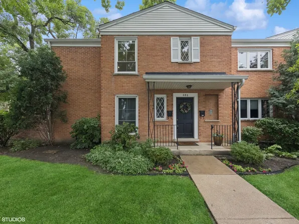 486 Old Surrey Rd APT B, Hinsdale, IL 60521