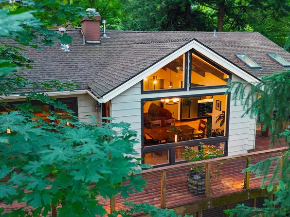4068 SW Hewett Blvd, Portland, OR 97221