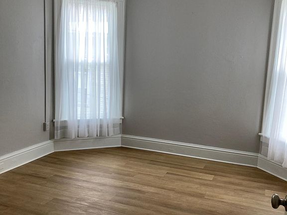 4th image of 11 E High St #3