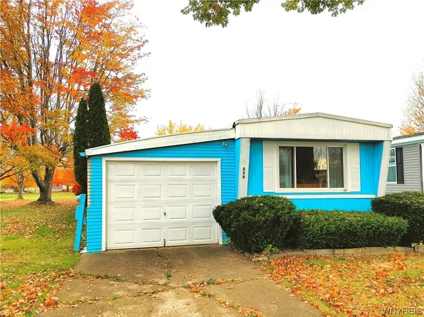 838 Nicole Ln, Angola, NY 14006