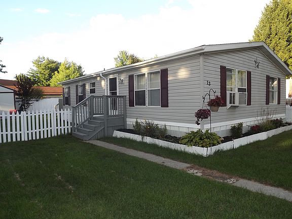 3rd image of 13 Avenue M