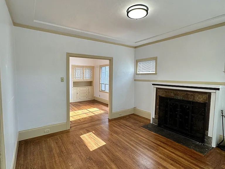1532 Woolsey St #A — Photo 24