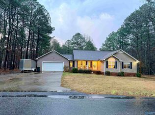 145 Hill St, Centre, AL 35960