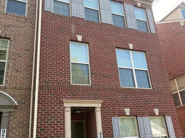 9244 Prescott Ave, Manassas, VA 20110