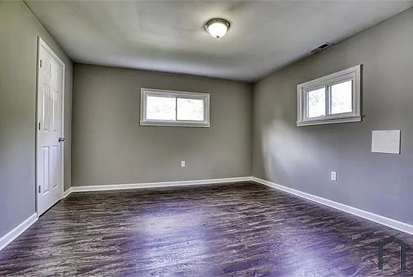 8011 Oakleigh Rd — Photo 24