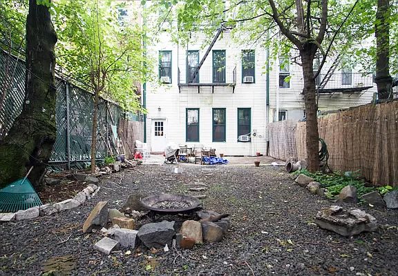 3rd image of 191 Meserole St #1L