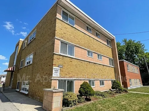 1284 Fennell Ave E #8 Photo 1