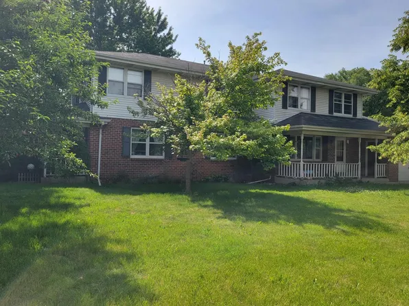 405 Foxmead DRIVE #715, Waterford, WI 53185