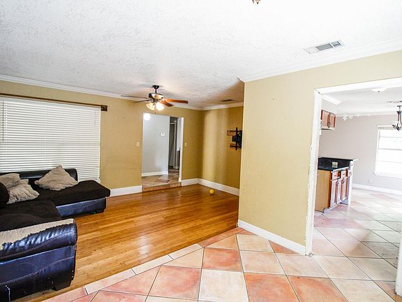5th image of 5822 Cayuga Dr