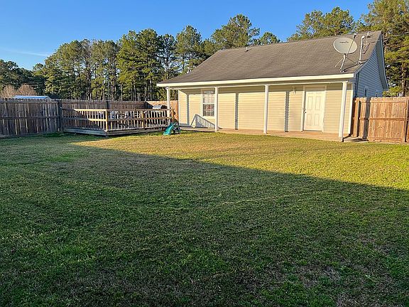 4th image of 45577 David Dr